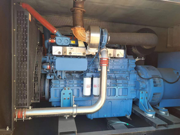 贵阳柴油发电机组一般有几种电压输出？