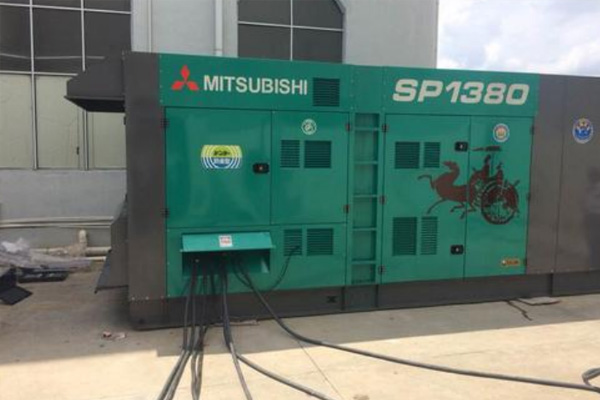 贵阳为什么有些柴油发电机组的输出电压可以调节？